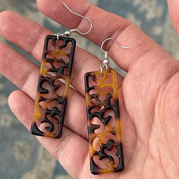 Vintage Jewelry - Tortoise shell cellulose acetate drop earrings